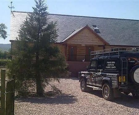 Big Bear Lodge Melverley Εξωτερικό φωτογραφία