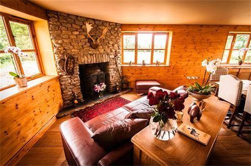 Big Bear Lodge Melverley Εξωτερικό φωτογραφία